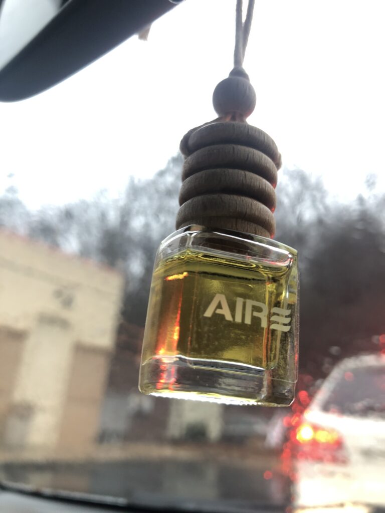 HANGING GLASS BOTTLE CAR PERFUME Vanilla Sky HOYAHH